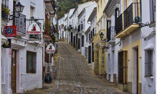 Descubre los Mejores Colivings en Cádiz: Experiencia Compartida entre Historia y Modernidad